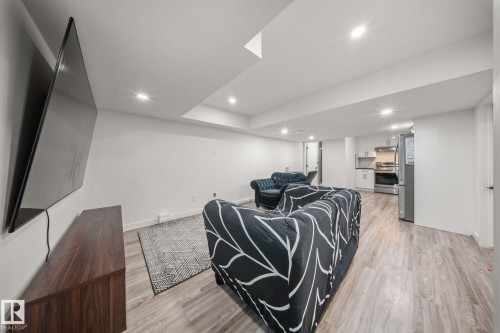3445 Checknita Terrace, Edmonton, AB - Indoor