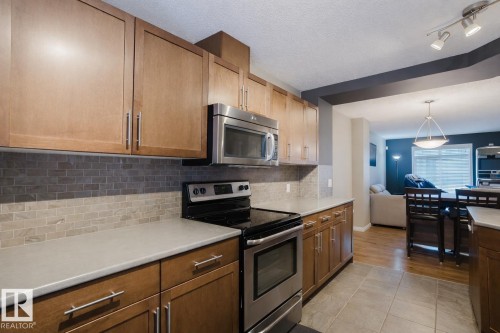 81 1804 70 Street, Edmonton, AB - Indoor Photo Showing Kitchen With Stainless Steel Kitchen With Upgraded Kitchen