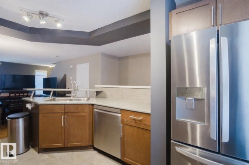 81 1804 70 Street, Edmonton, AB - Indoor Photo Showing Kitchen With Stainless Steel Kitchen