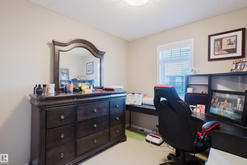 81 1804 70 Street, Edmonton, AB - Indoor