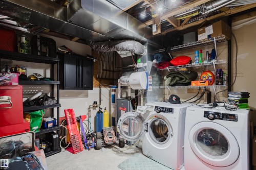 81 1804 70 Street, Edmonton, AB - Indoor Photo Showing Laundry Room