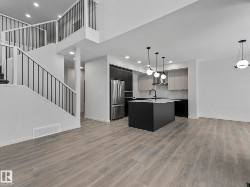 2203 158 Street, Edmonton, AB - Indoor Photo Showing Kitchen With Upgraded Kitchen