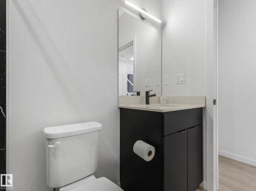 2203 158 Street, Edmonton, AB - Indoor Photo Showing Bathroom