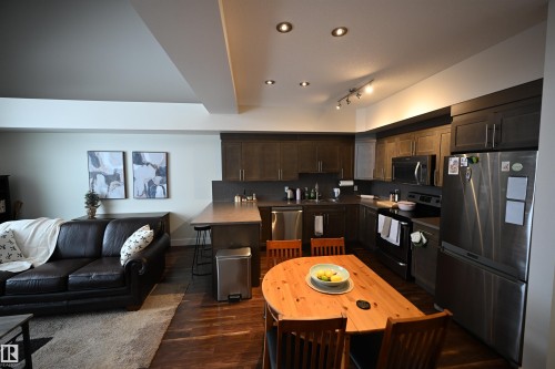 302 279 Wye Road, Sherwood Park, AB - Indoor