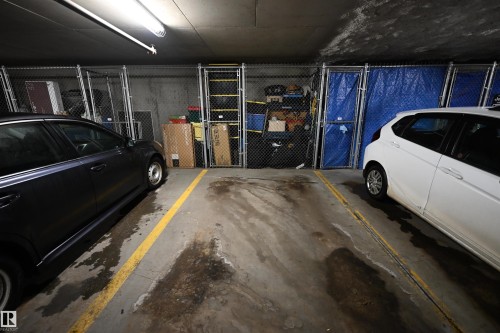 302 279 Wye Road, Sherwood Park, AB - Indoor Photo Showing Garage