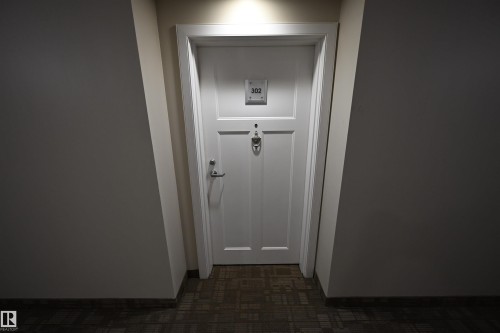 302 279 Wye Road, Sherwood Park, AB - Indoor Photo Showing Other Room