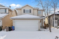 17 FOXBORO Lane  Sherwood Park, AB T8A 6M7