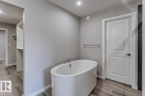 36 Gambel Loop, Spruce Grove, AB - Indoor Photo Showing Bathroom