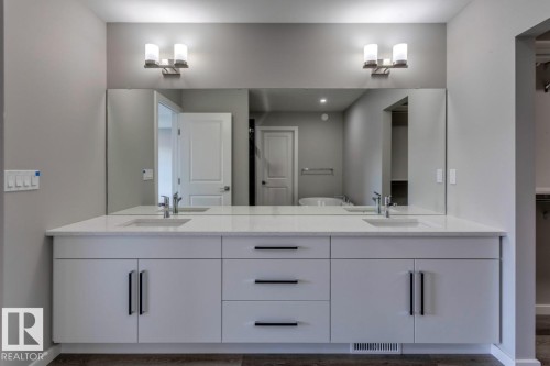 36 Gambel Loop, Spruce Grove, AB - Indoor Photo Showing Bathroom