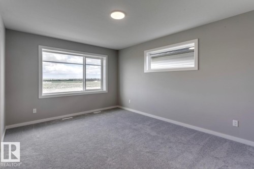 40 Gambel Loop, Spruce Grove, AB - Indoor Photo Showing Other Room