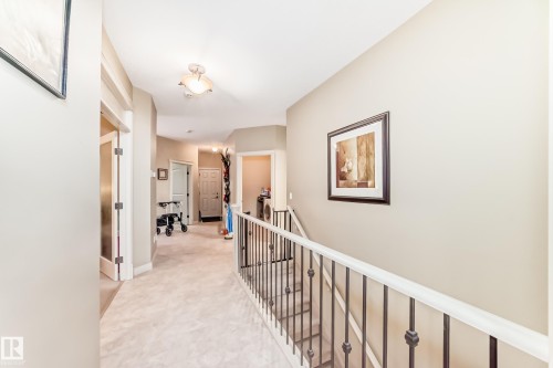 31 1407 Glastonbury Boulevard, Edmonton, AB - Indoor Photo Showing Other Room