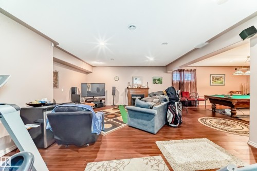 31 1407 Glastonbury Boulevard, Edmonton, AB - Indoor