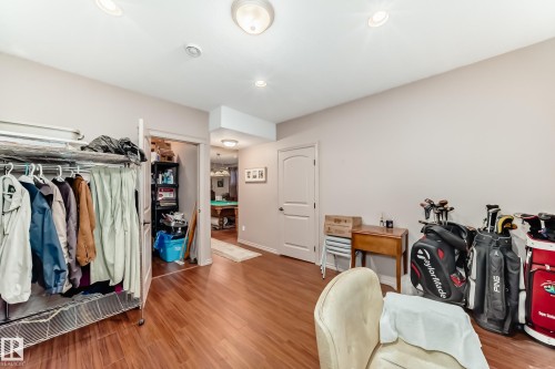 31 1407 Glastonbury Boulevard, Edmonton, AB - Indoor