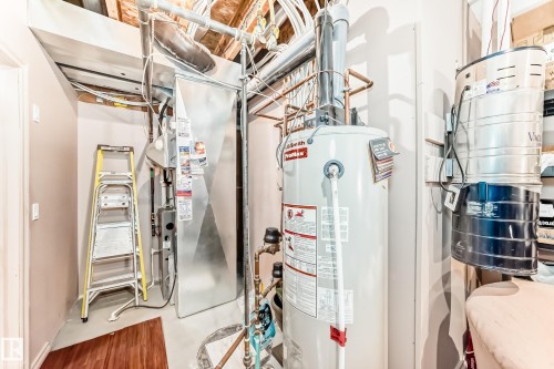 31 1407 Glastonbury Boulevard, Edmonton, AB - Indoor Photo Showing Basement