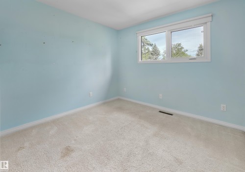6628 124 Street, Edmonton, AB - Indoor Photo Showing Other Room