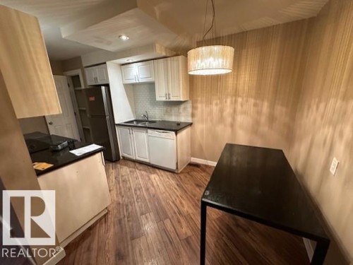 11 14110 80 Street, Edmonton, AB - Indoor Photo Showing Kitchen