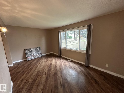 11 14110 80 Street, Edmonton, AB - Indoor Photo Showing Other Room