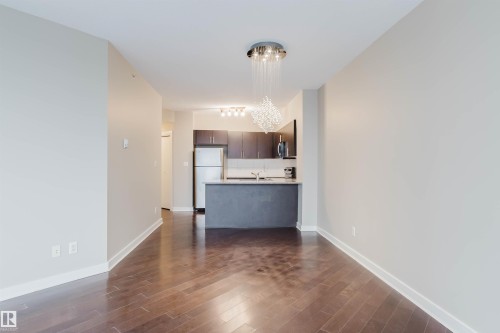 Edmonton, AB - Indoor Photo Showing Kitchen