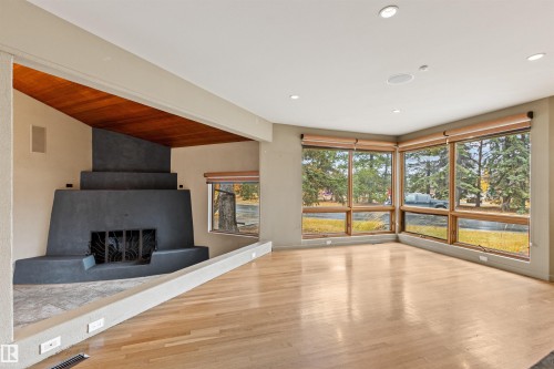 14403 83 Avenue, Edmonton, AB - Indoor With Fireplace