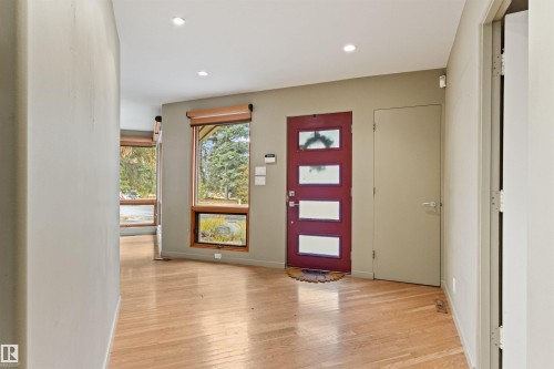 14403 83 Avenue, Edmonton, AB - Indoor Photo Showing Other Room