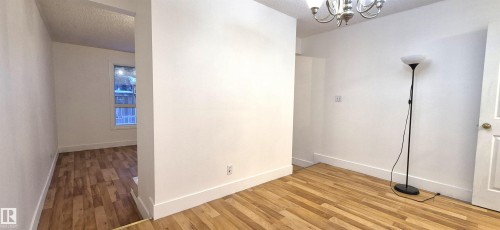 3619 30 Avenue, Edmonton, AB - Indoor Photo Showing Other Room