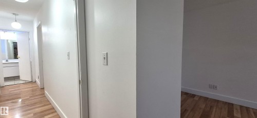 3619 30 Avenue, Edmonton, AB - Indoor Photo Showing Other Room