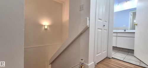 3619 30 Avenue, Edmonton, AB - Indoor Photo Showing Other Room