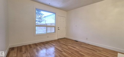 3619 30 Avenue, Edmonton, AB - Indoor Photo Showing Other Room