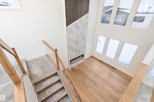 6887 Knox Loop Sw, Edmonton, AB - Indoor Photo Showing Other Room