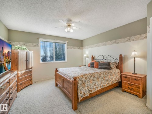 49 Aberdeen Way, Stony Plain, AB - Indoor Photo Showing Bedroom