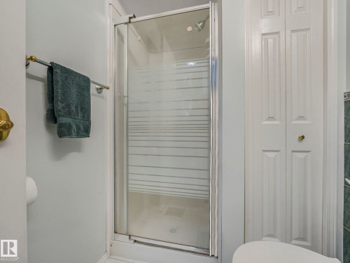 49 Aberdeen Way, Stony Plain, AB - Indoor Photo Showing Bathroom