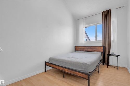 8F Meadowlark Village, Edmonton, AB - Indoor Photo Showing Bedroom