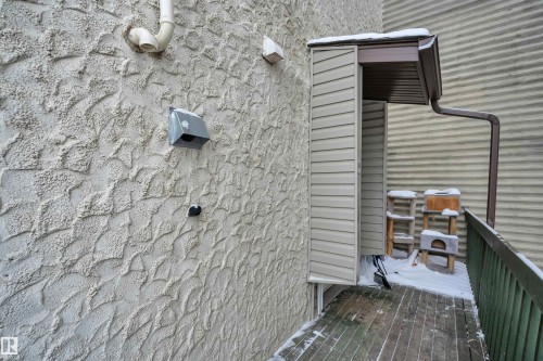 8F Meadowlark Village, Edmonton, AB - Outdoor