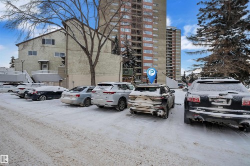 8F Meadowlark Village, Edmonton, AB - Outdoor
