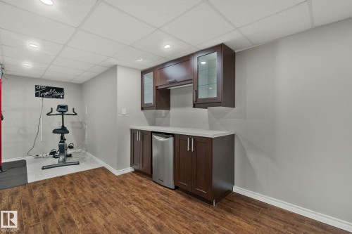 10324 50 Street, Edmonton, AB - Indoor