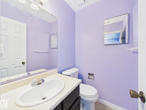 18737 70 Avenue, Edmonton, AB - Indoor Photo Showing Bathroom