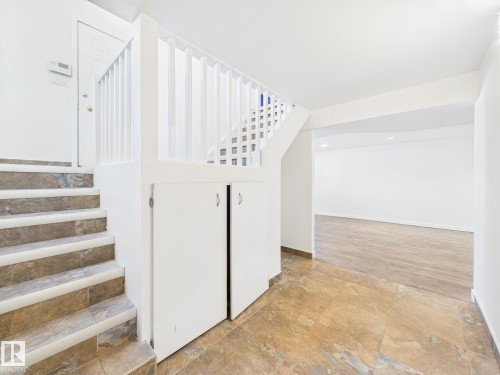 18737 70 Avenue, Edmonton, AB - Indoor Photo Showing Other Room