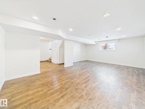 18737 70 Avenue, Edmonton, AB - Indoor