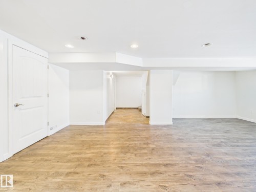 18737 70 Avenue, Edmonton, AB - Indoor Photo Showing Other Room