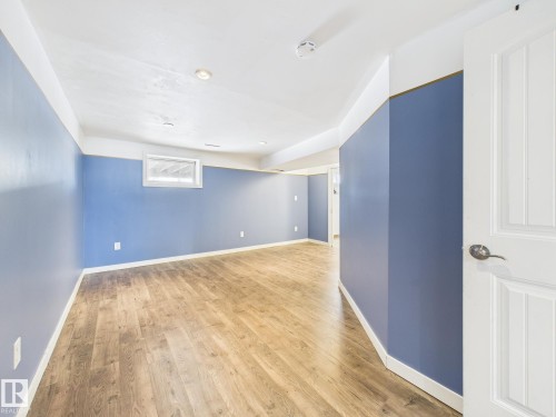 18737 70 Avenue, Edmonton, AB - Indoor Photo Showing Other Room