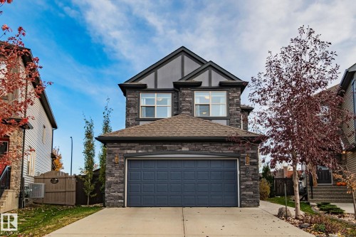 52 GREENBURY Close  Spruce Grove, AB T7X 0L7