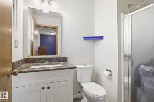 17323 107 Street, Edmonton, AB - Indoor Photo Showing Bathroom