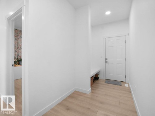 7020 177 Avenue, Edmonton, AB - Indoor Photo Showing Other Room