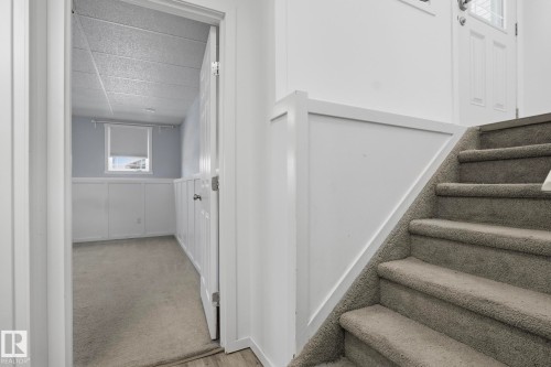 225 Brookview Way, Stony Plain, AB - Indoor Photo Showing Other Room