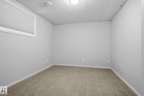 225 Brookview Way, Stony Plain, AB - Indoor Photo Showing Other Room