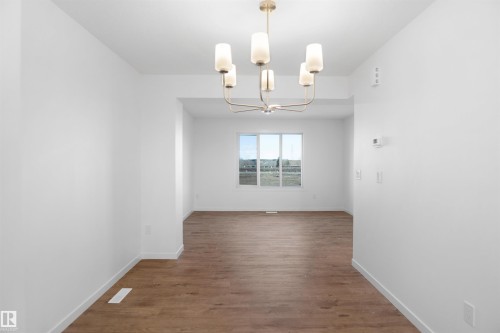 4201 Kinglet Drive, Edmonton, AB - Indoor Photo Showing Other Room