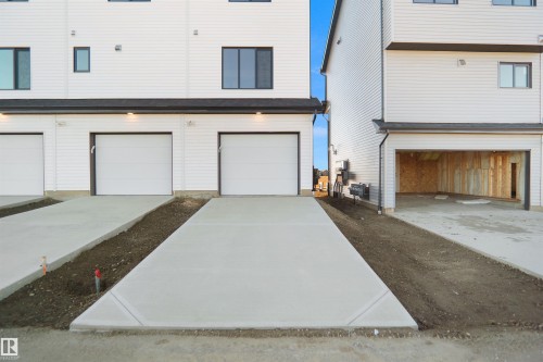 4201 Kinglet Drive, Edmonton, AB - Outdoor