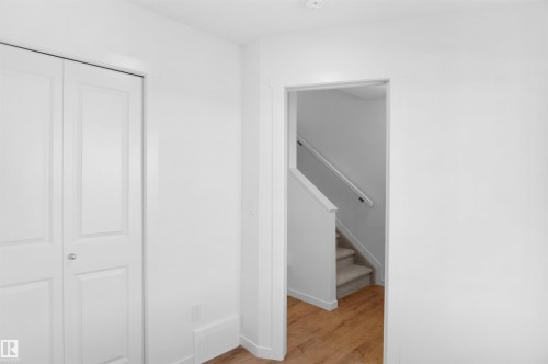 4201 Kinglet Drive, Edmonton, AB - Indoor Photo Showing Other Room