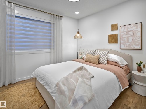 216 Marquis Boulevard, Edmonton, AB - Indoor Photo Showing Bedroom