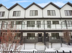 11 29 AIRPORT Road  Edmonton, AB T5G 2P9